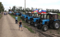 Министр сельского хозяйства назвал протестную акцию кубанских фермеров — «предвыборной темой» Министр сельского хозяйства назвал протестную акцию кубанских фермеров — «предвыборной темой»