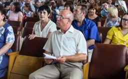 Дмитрий Медведев помог преподавателю из Таганрога вернуться на работу после незаконного увольнения Дмитрий Медведев помог преподавателю из Таганрога вернуться на работу после незаконного увольнения