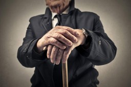 65 — для мужчин, 63 — для женщин 65 — для мужчин, 63 — для женщин