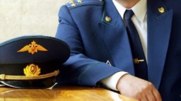 Прокуроры вернули медикам зарплату Прокуроры вернули медикам зарплату