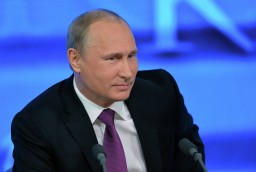 Путин заявил, что задача по повышению зарплат учителей выполнена Путин заявил, что задача по повышению зарплат учителей выполнена