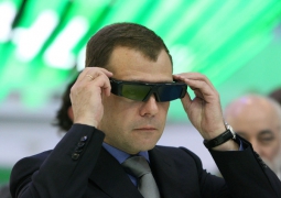 Две точки зрения на очередной мем Дмитрия Медведева Две точки зрения на очередной мем Дмитрия Медведева