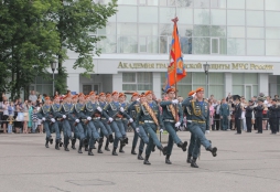 Выпускники академии МЧС получат наставника и матпомощь Выпускники академии МЧС получат наставника и матпомощь