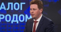 Севастопольским врачам посулили увеличить зарплату в 2,5 раза Севастопольским врачам посулили увеличить зарплату в 2,5 раза