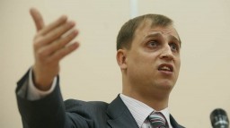 День учителя предложено наполнить новым содержанием День учителя предложено наполнить новым содержанием