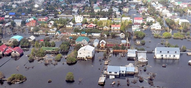 Владимиру Путину доложили, что 17,6 тысяч человек получили компенсации после паводка на Ставрополье