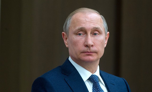 Владимир Путин поднял проблему задолженности по заработной плате