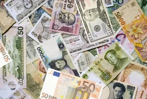 ​Как выбрать иностранную валюту для сбережений в условиях санкций