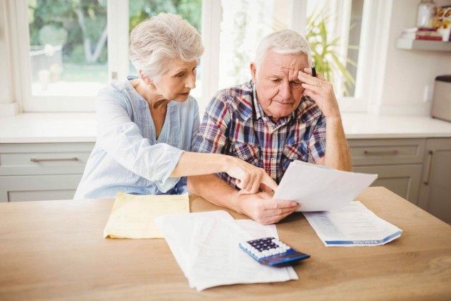​Пенсионеры, которые нелегально сдают квартиры, будут лишаться надбавок к пенсионным выплатам